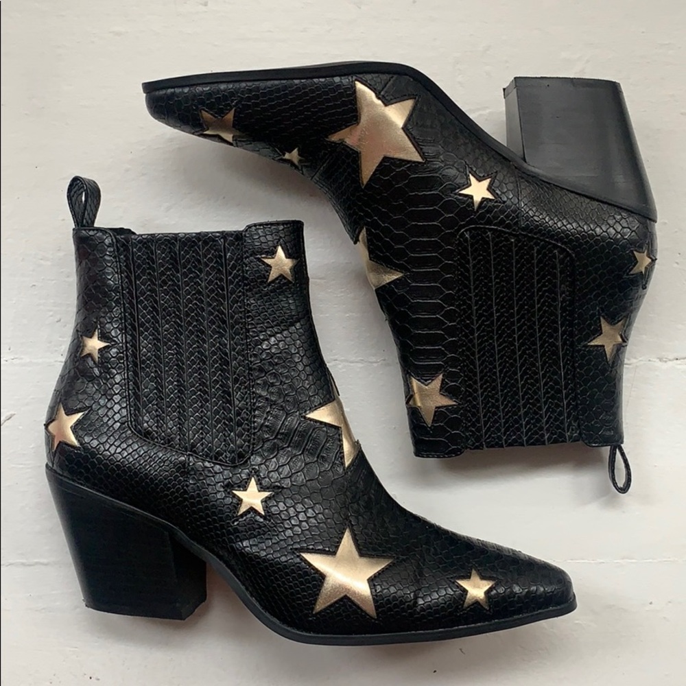 New in box Betsey Johnson Star Booties